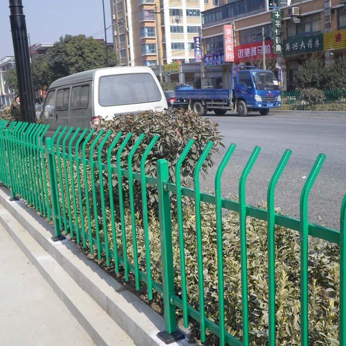 廣東護(hù)欄,東莞護(hù)欄,圍墻護(hù)欄,陽臺護(hù)欄,安全防護(hù)欄